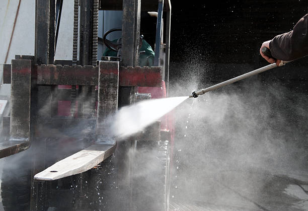 Best Warehouse Cleaning  in Hillcrest, CA